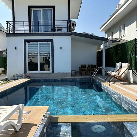 Villa Asil *